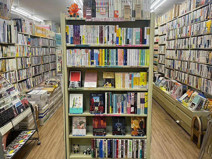 掘り出し物に出会える古書店ならではの魅力